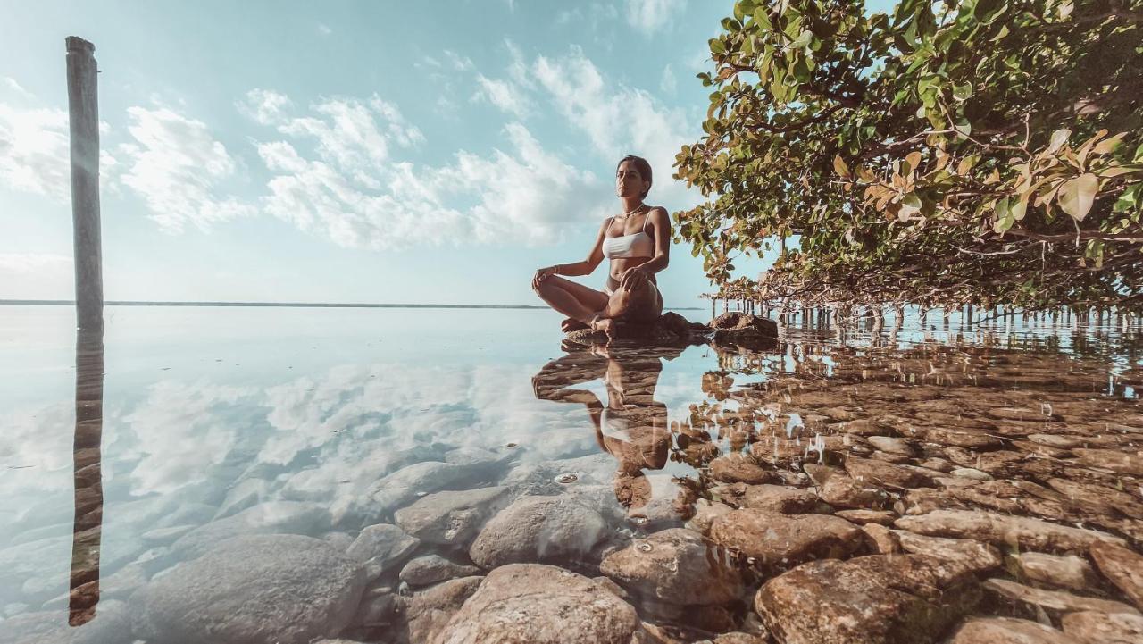Mbh Maya Bacalar Hotel Boutique Buitenkant foto